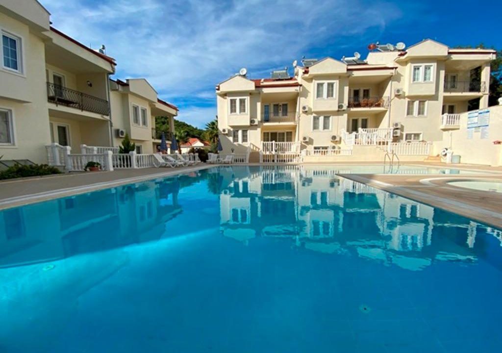 ocean wide apartment 1.jpg18