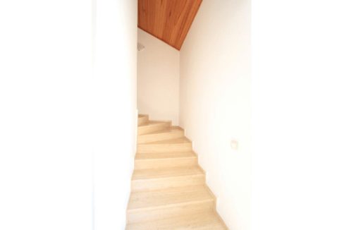 ocean wide apartment 14