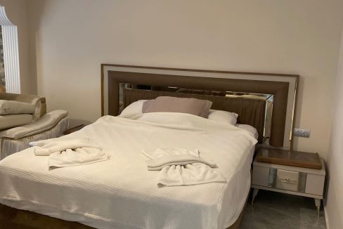 liam lycian apartment.jpg16