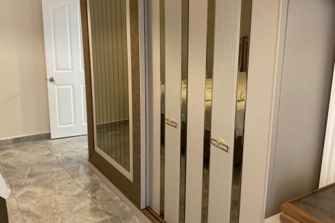 liam lycian apartment.jpg19
