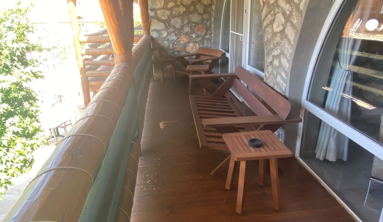 liam lycian apartment.jpg23