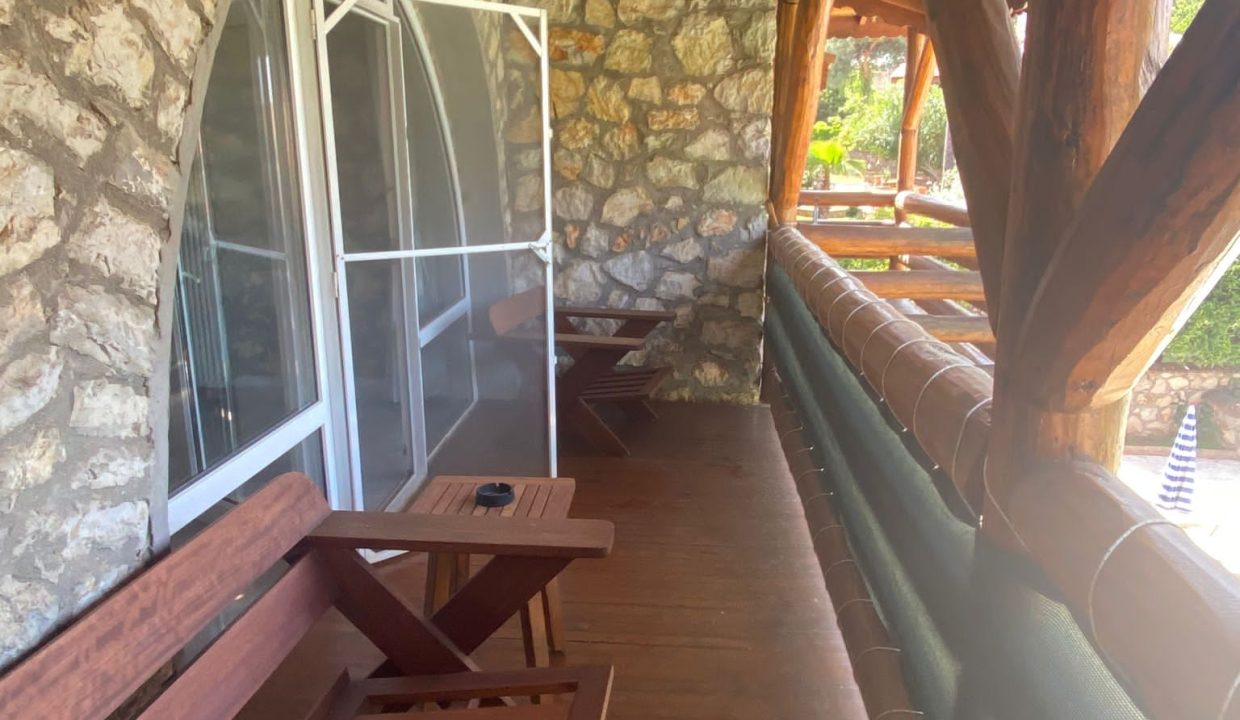 liam lycian apartment.jpg24