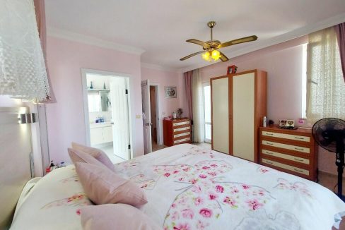 lesley villa new photos.jpeg17