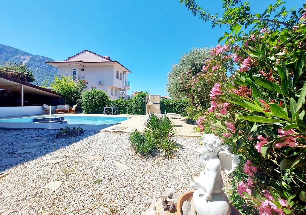 lesley villa new photos.jpeg1