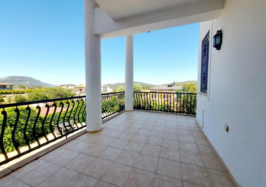 lesley villa new photos.jpeg30