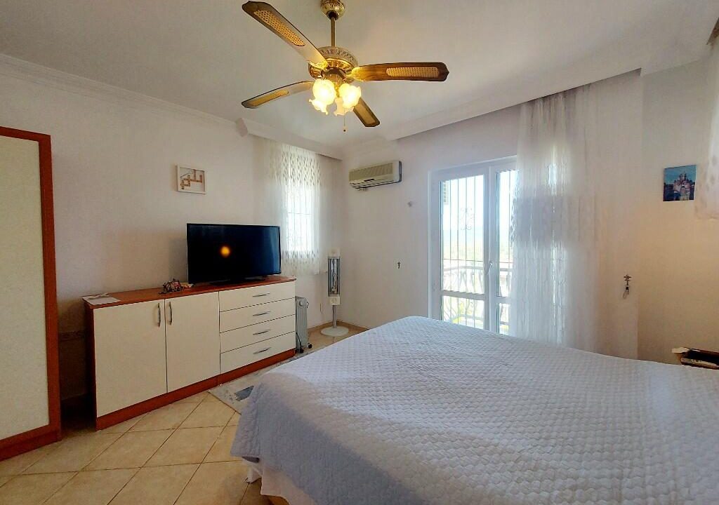 lesley villa new photos.jpeg32