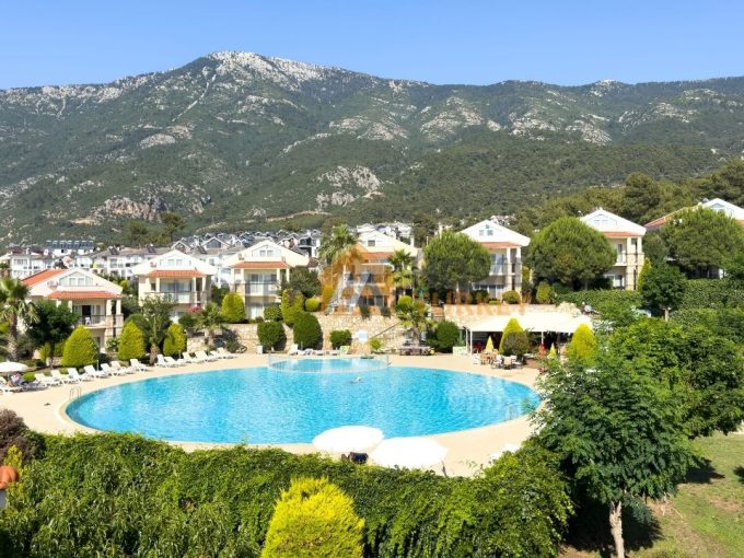 Modern Apartment with Stunning Mountain Views and High Rental Income Potential