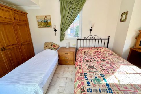 sue cats villa.html17