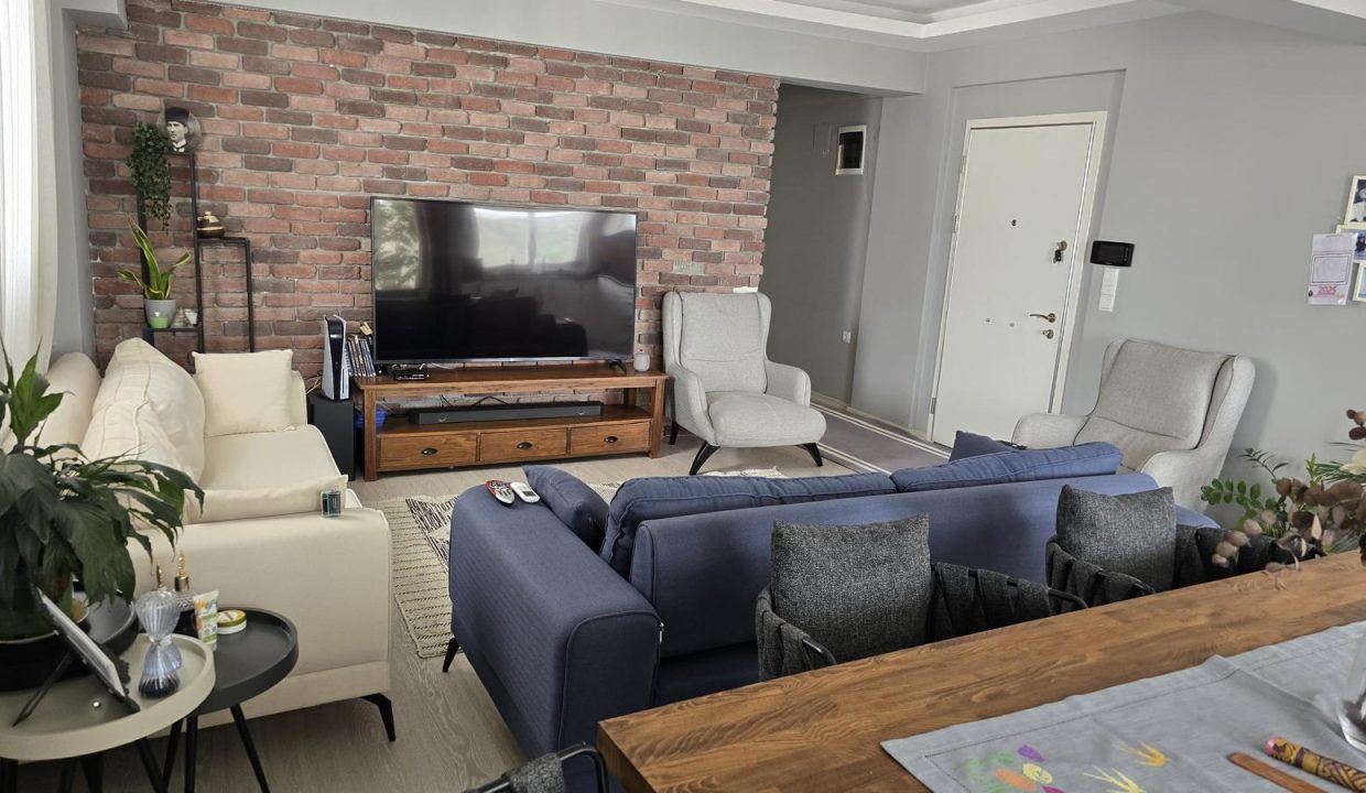 avm apt 11