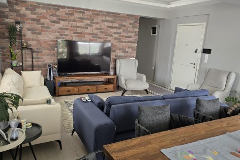 avm apt 11