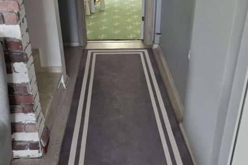 avm apt 12