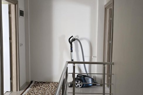 avm apt 28
