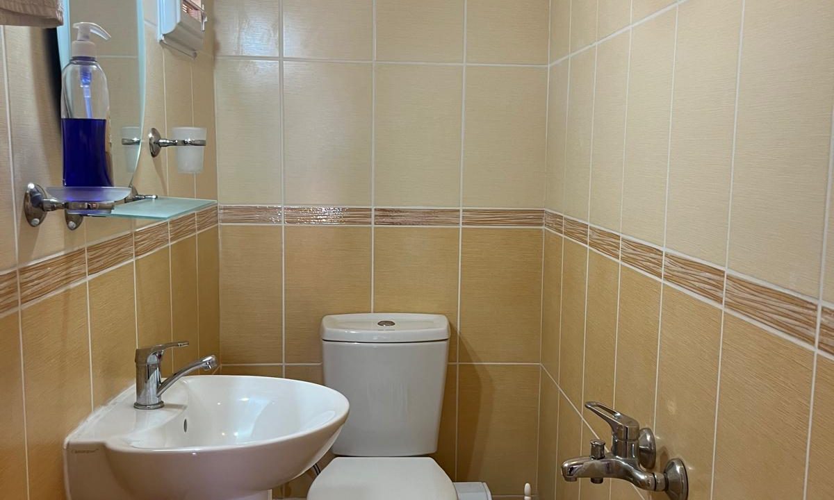 james sevan 2 bed apart.jpg55
