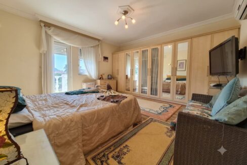 6 bedroom villa 19
