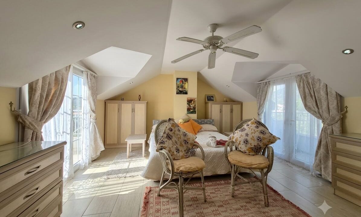 6 bedroom villa 29