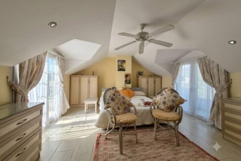 6 bedroom villa 29