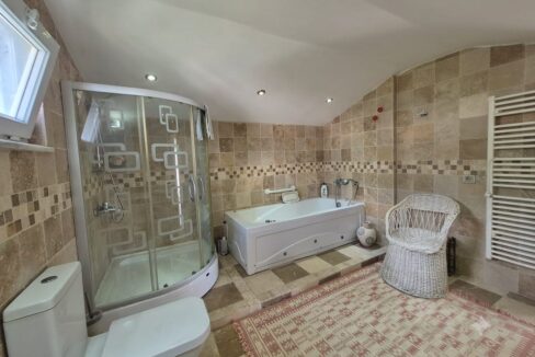6 bedroom villa 32