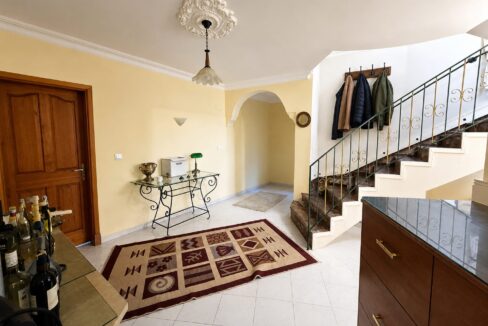 6 bedroom villa 33