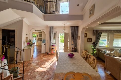 6 bedroom villa 9