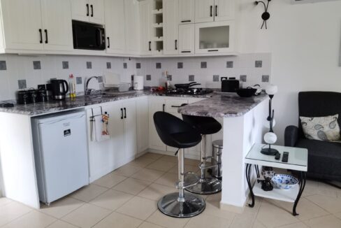 grena apart 10