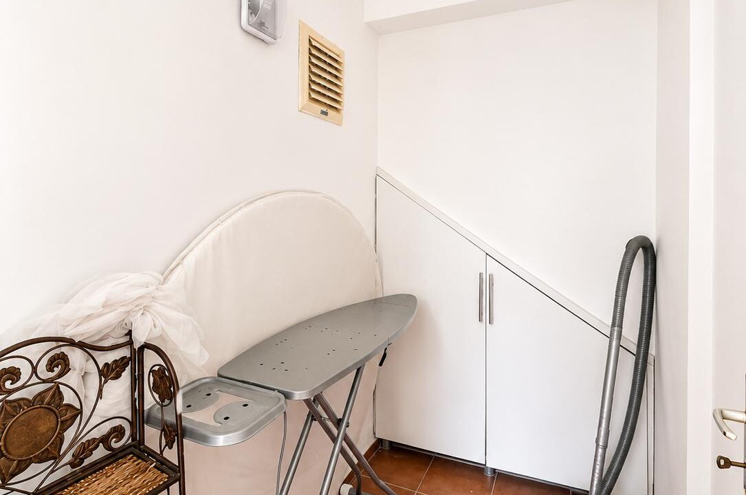 tlos rental 8