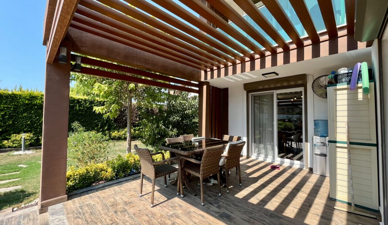 lez villa 1