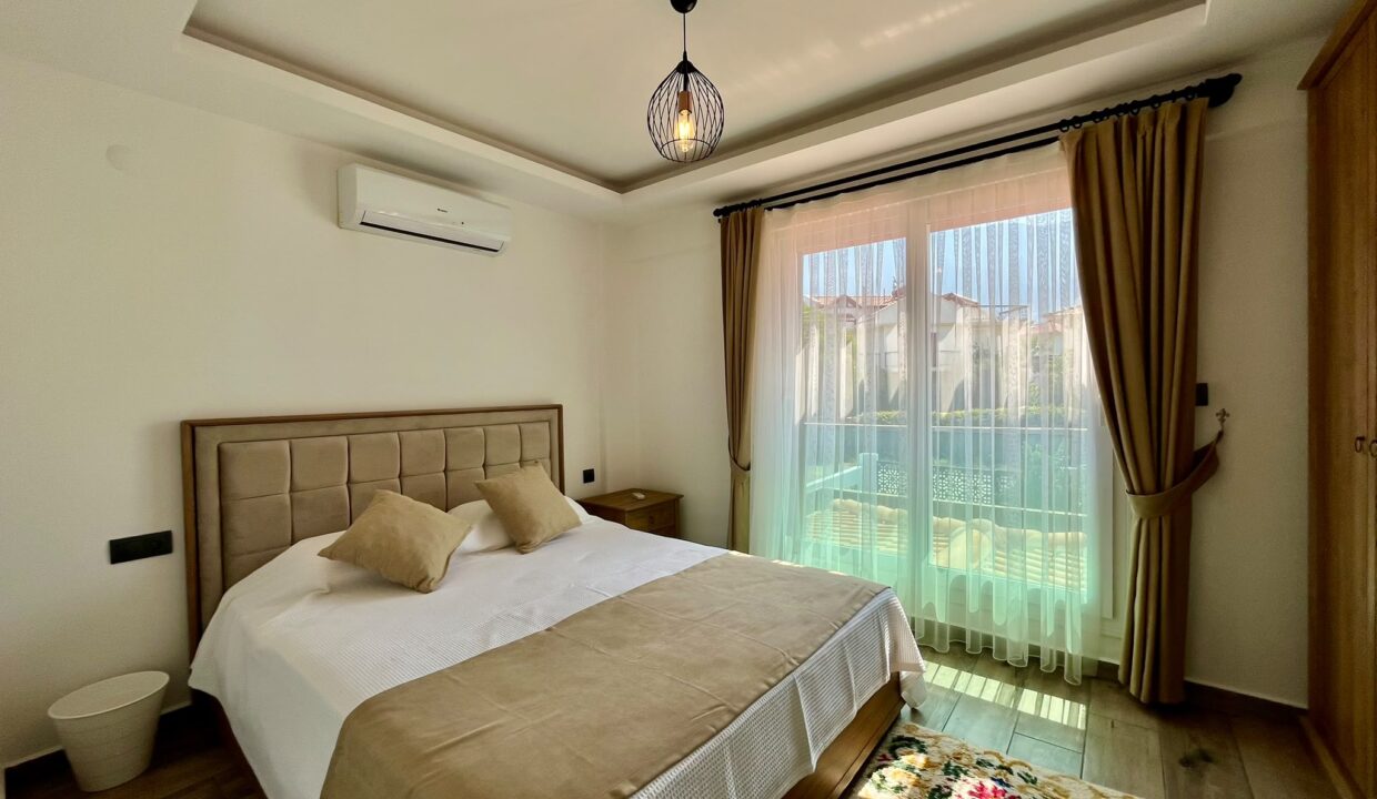 lez villa 18