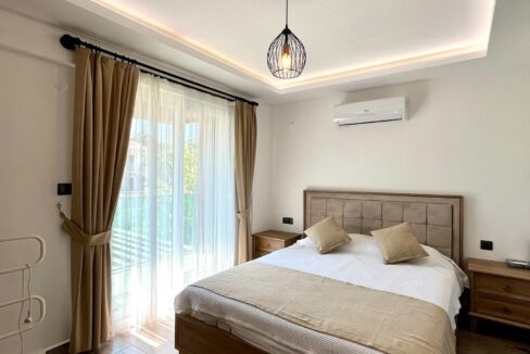 lez villa 24