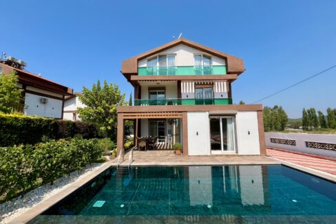 lez villa 6