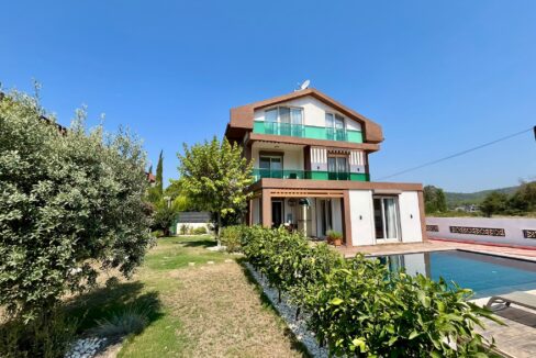 lez villa 7