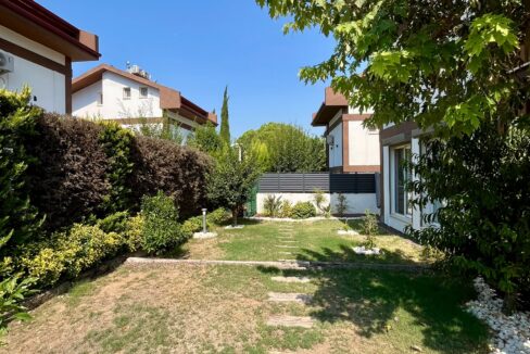 lez villa 9