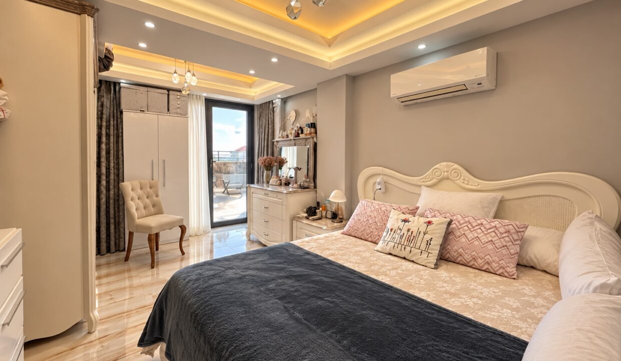 5 bed villa 16