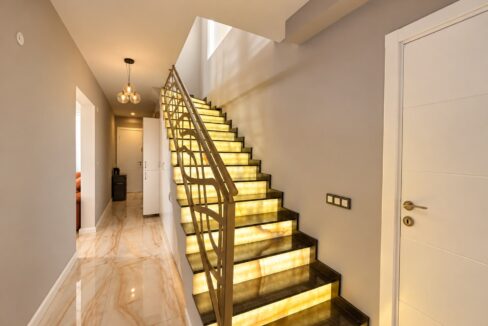 5 bed villa 17