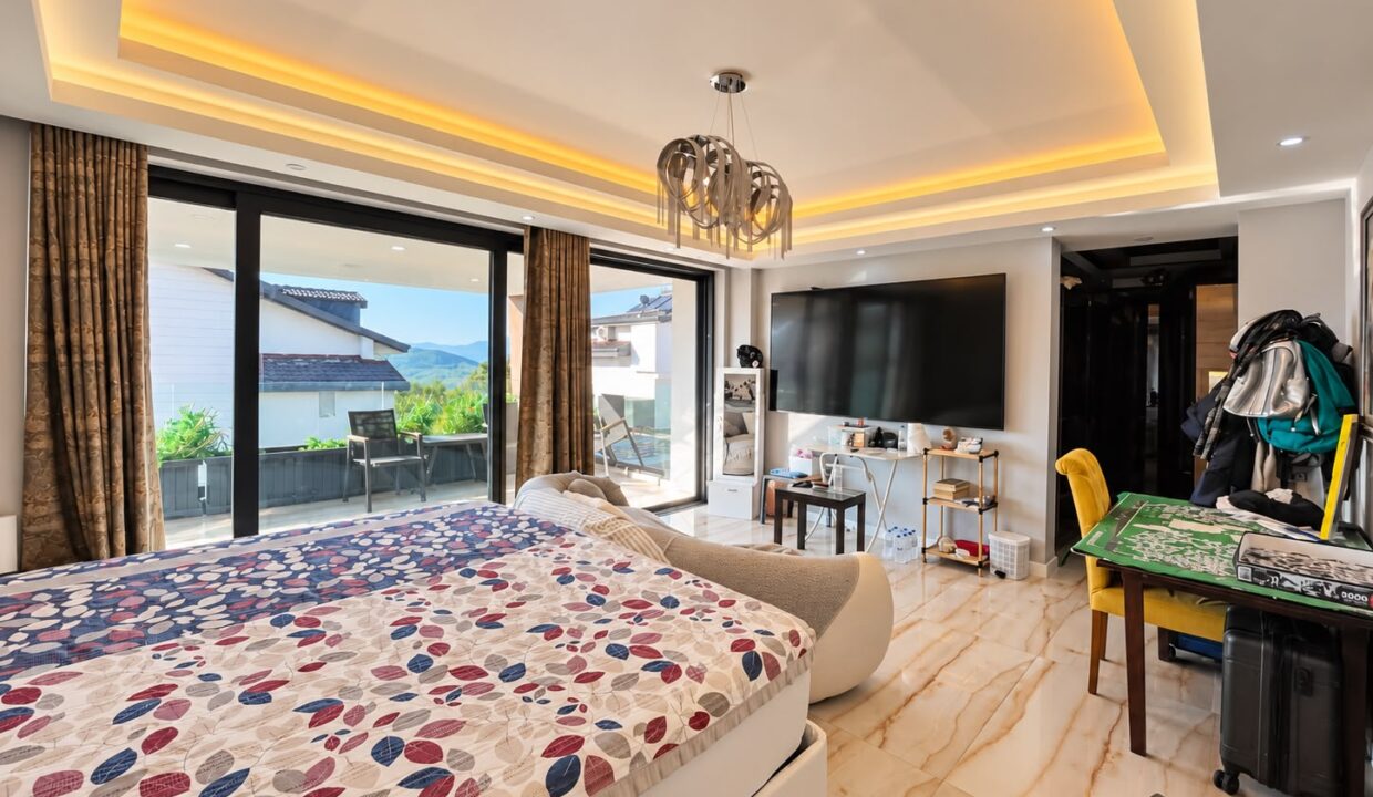 5 bed villa 25