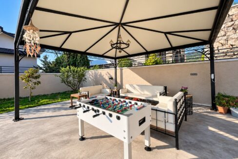 5 bed villa 7