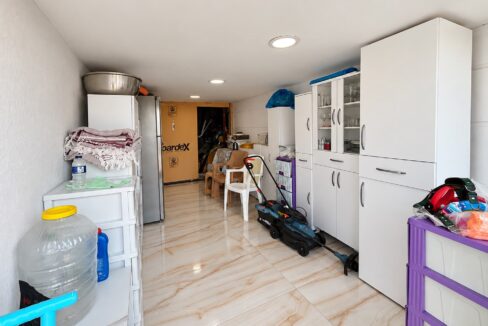 5 bed villa 8