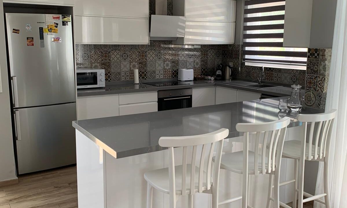 max villa 22